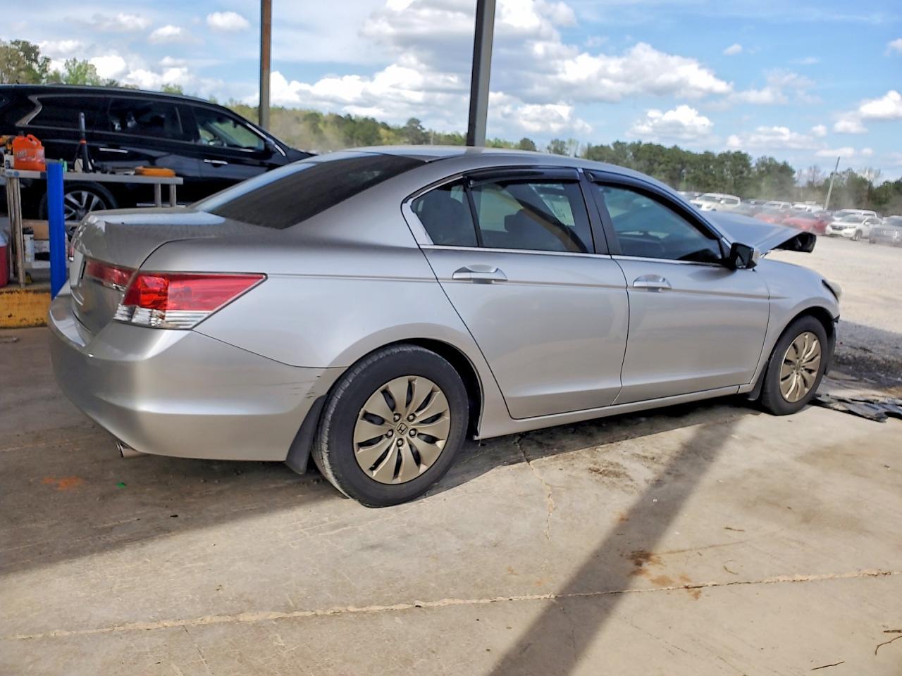 2012 Honda Accord Lx - Фото 3