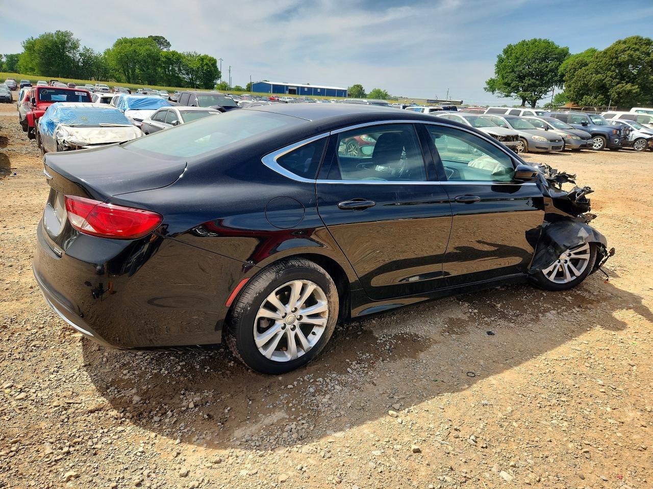 2016 Chrysler 200 Limited - Фото 3