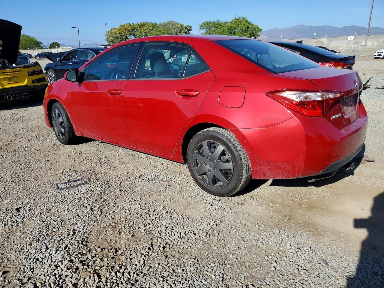 2018 Toyota Corolla Le - Фото 2