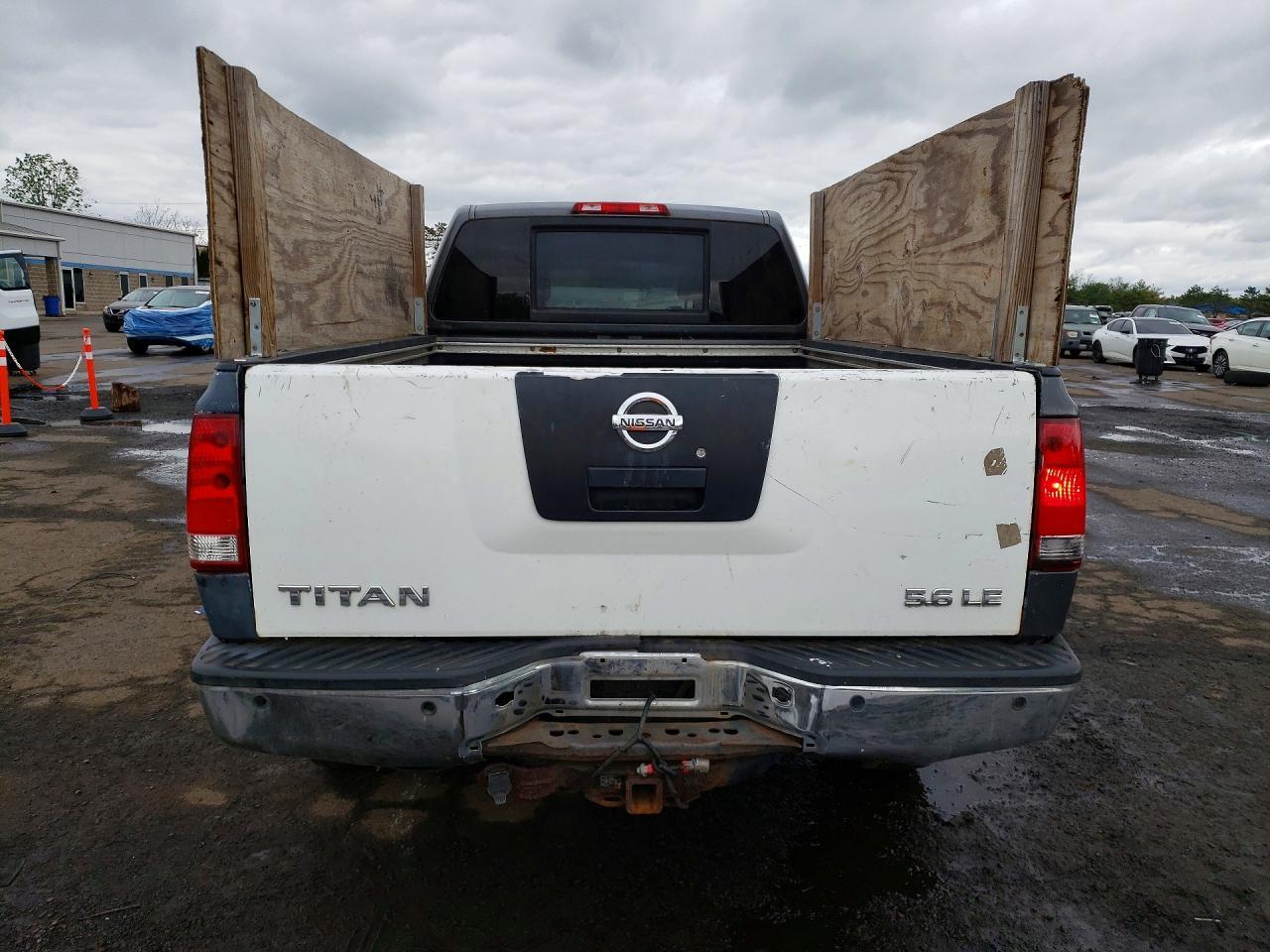 2008 Nissan Titan Xe - Image 6