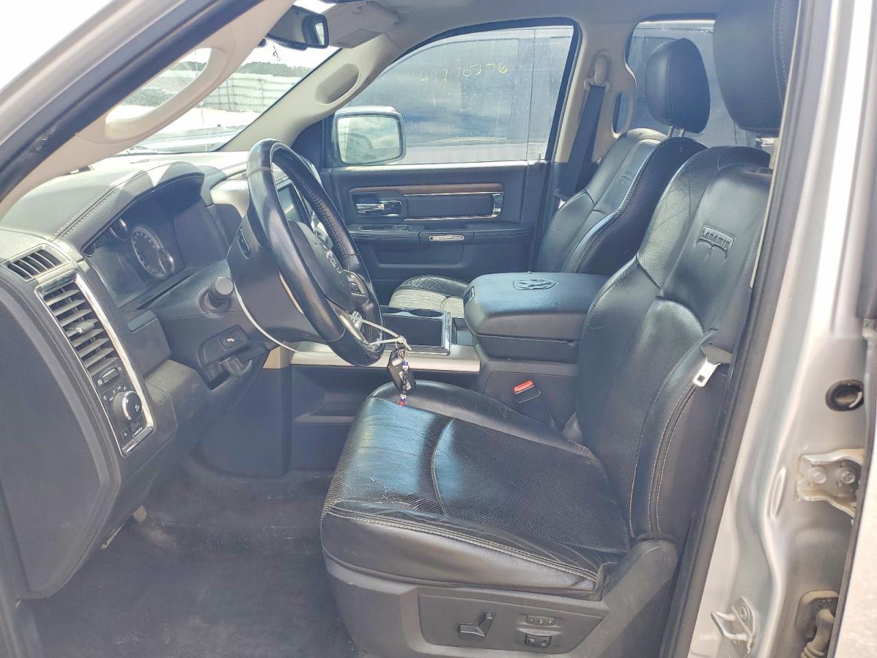 2014 Ram 1500 Laramie - Image 7