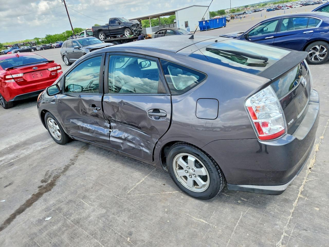 2009 Toyota Prius Standard - Image 2