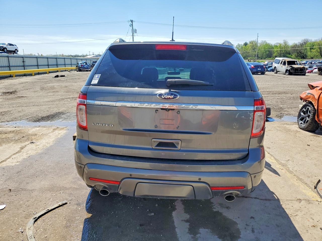 2014 Ford Explorer Limited - Image 6