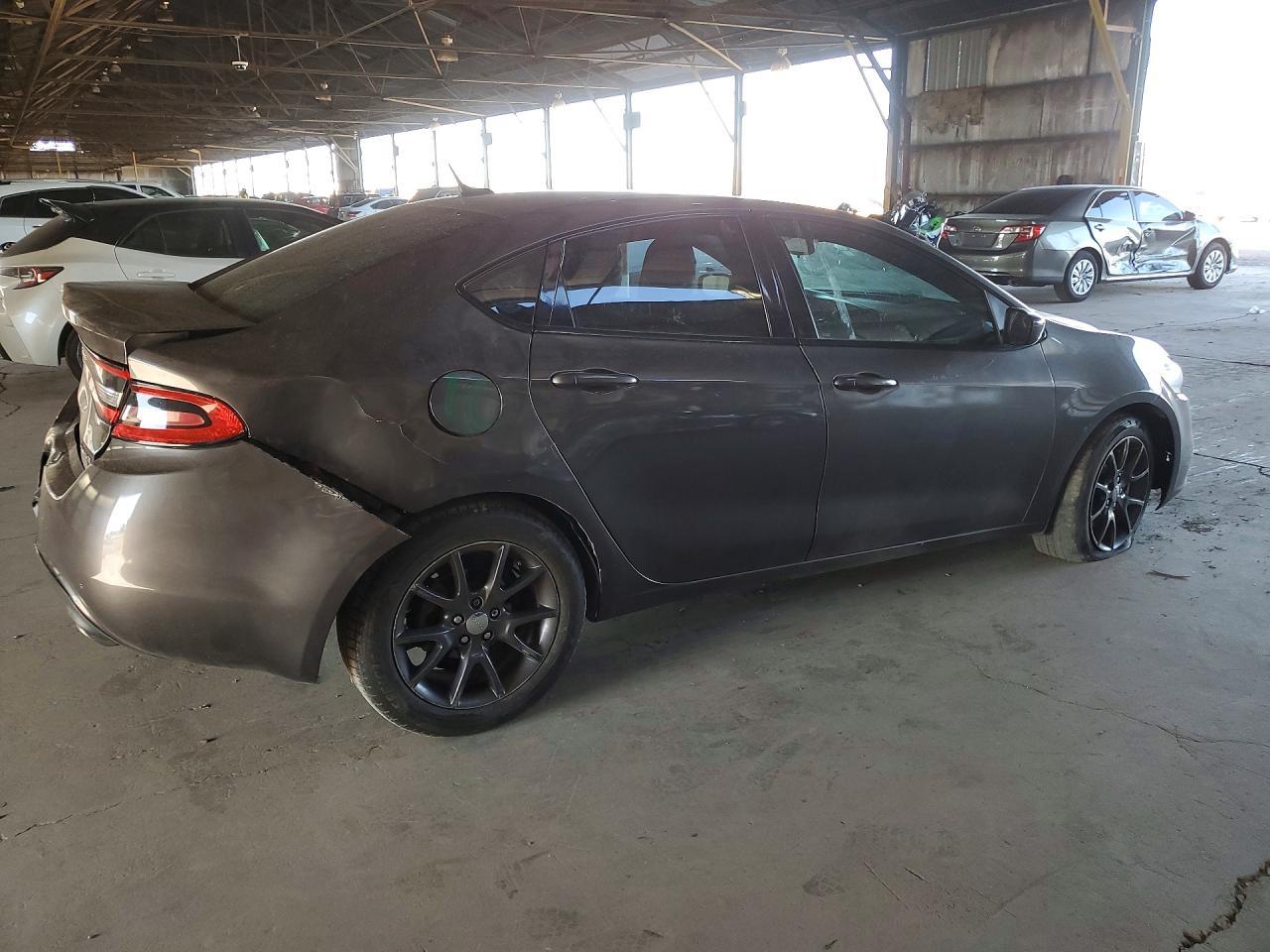 2016 Dodge Dart Sxt - Image 3