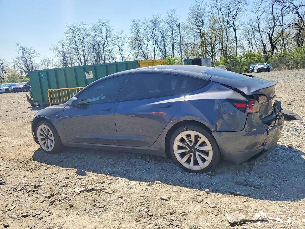 2022 Tesla Model 3 - Фото 2