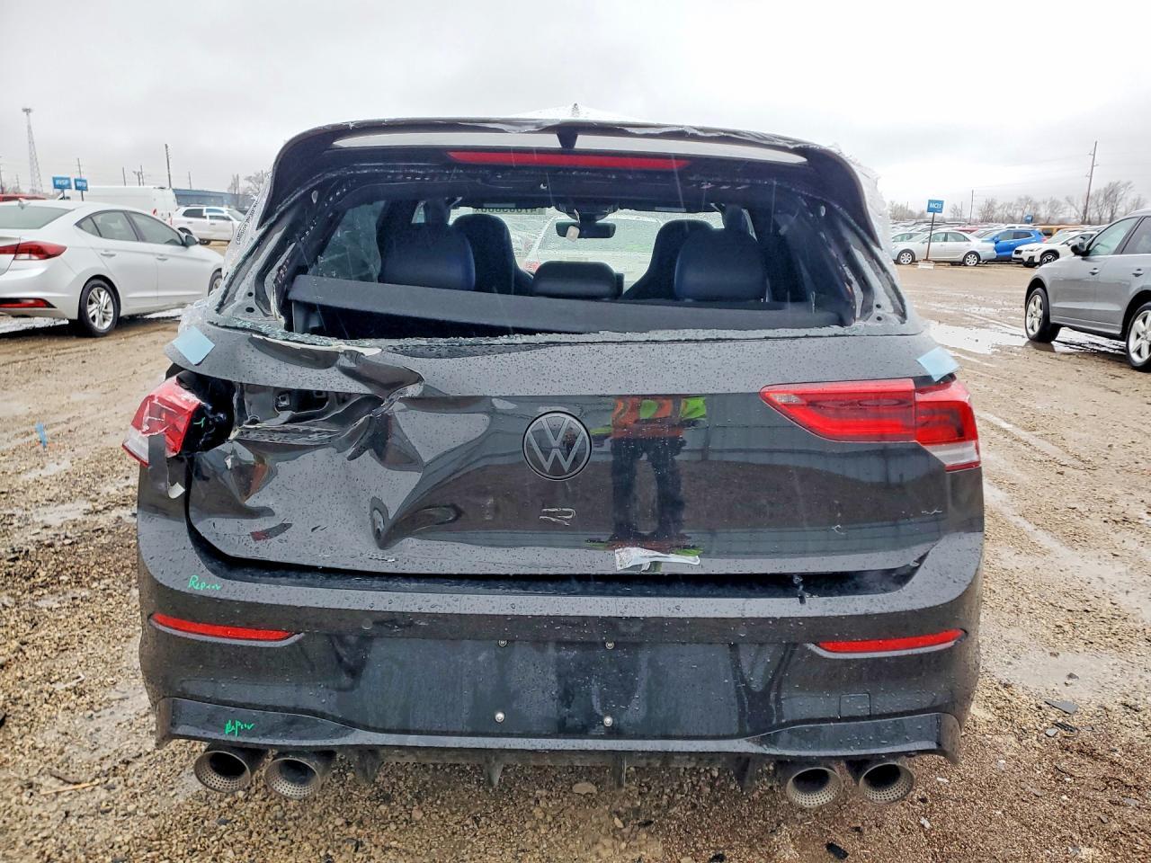 2025 Volkswagen Golf R Black Edition - Фото 6