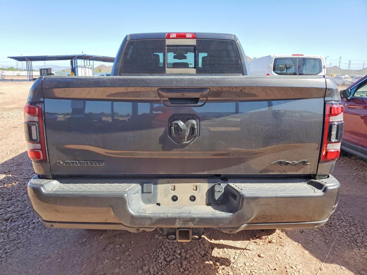 2022 Ram 2500 Laramie - Фото 6