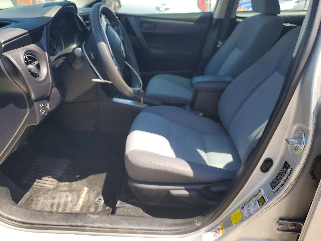 2017 Toyota Corolla L - Фото 7