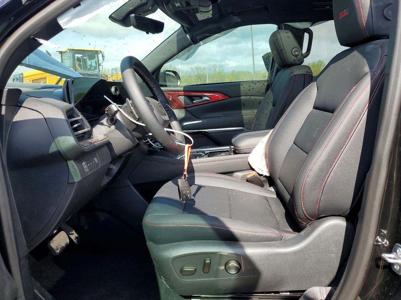 2026 Chevrolet Traverse Z71 - Фото 7