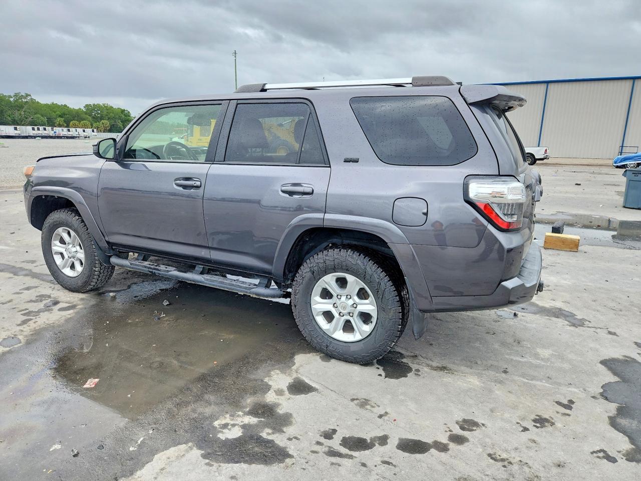 2023 Toyota 4Runner Sr5 - Фото 2