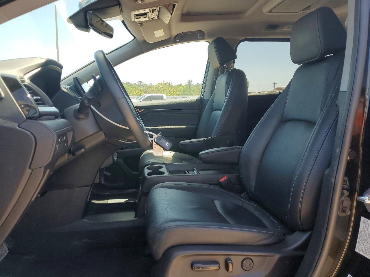 2023 Honda Odyssey Touring - Фото 7