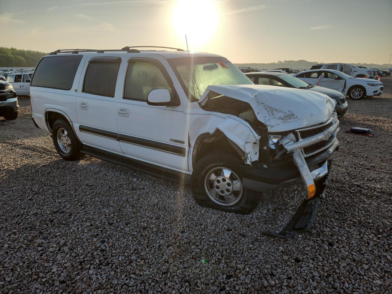 2001 Chevrolet Suburban C1500 - Фото 4