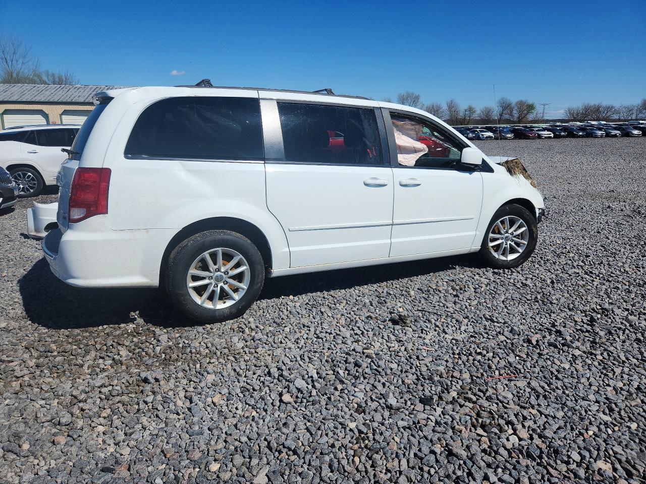 2014 Dodge Grand Caravan Sxt - Image 3
