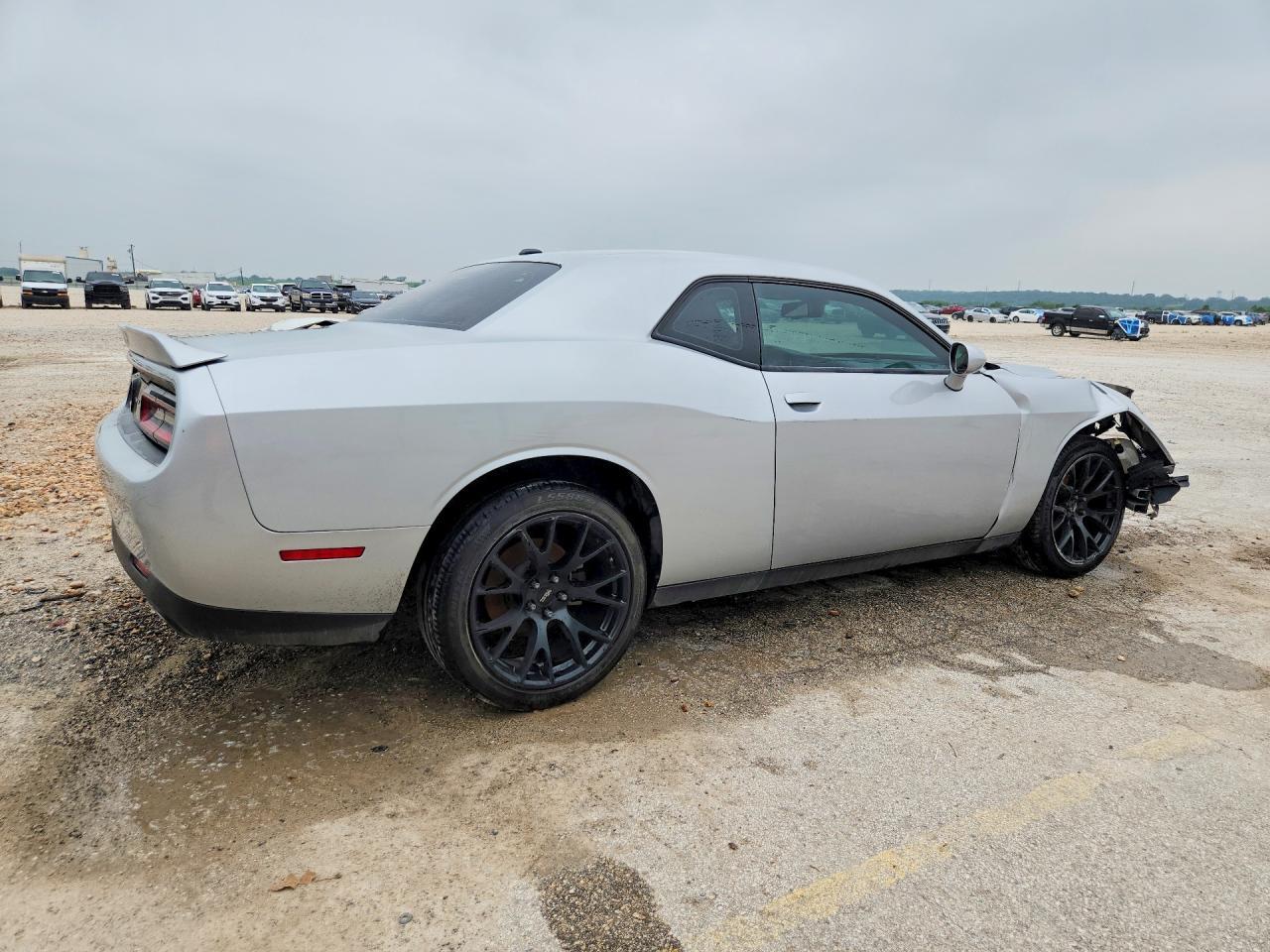 2019 Dodge Challenger Sxt - Фото 3