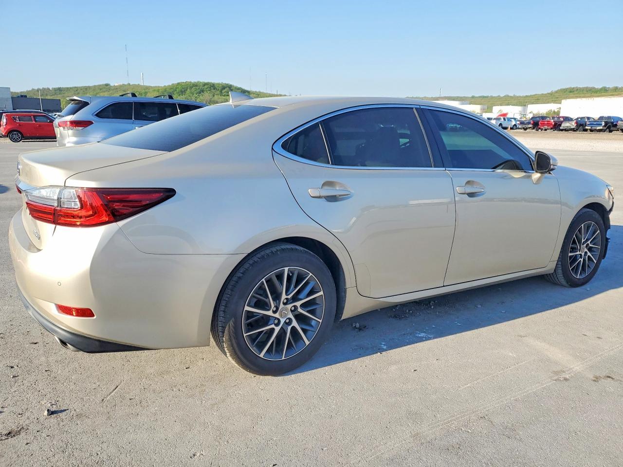 2017 Lexus Es 350 Base - Фото 3