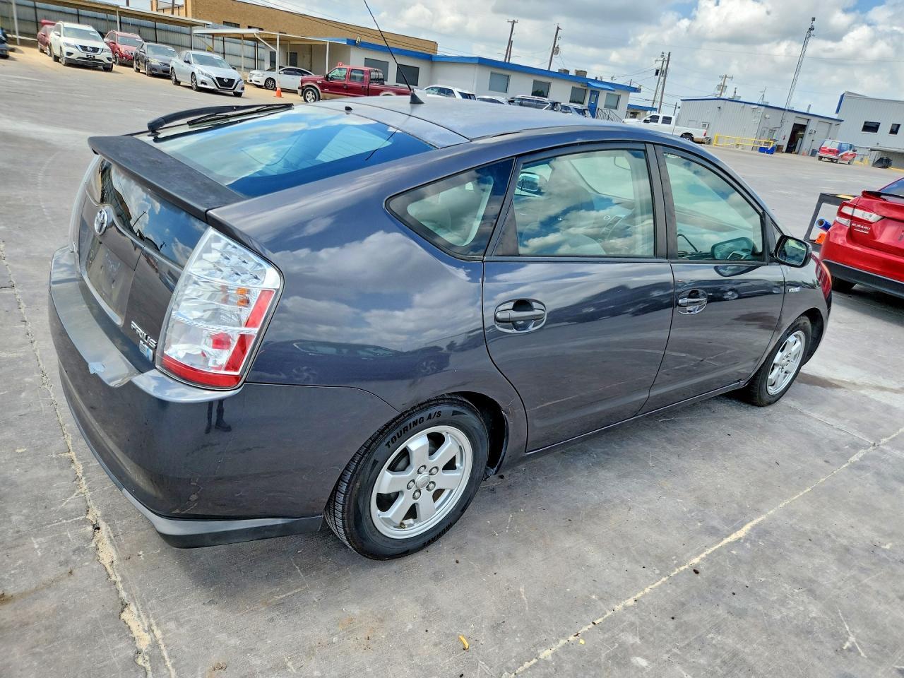2009 Toyota Prius Standard - Image 3