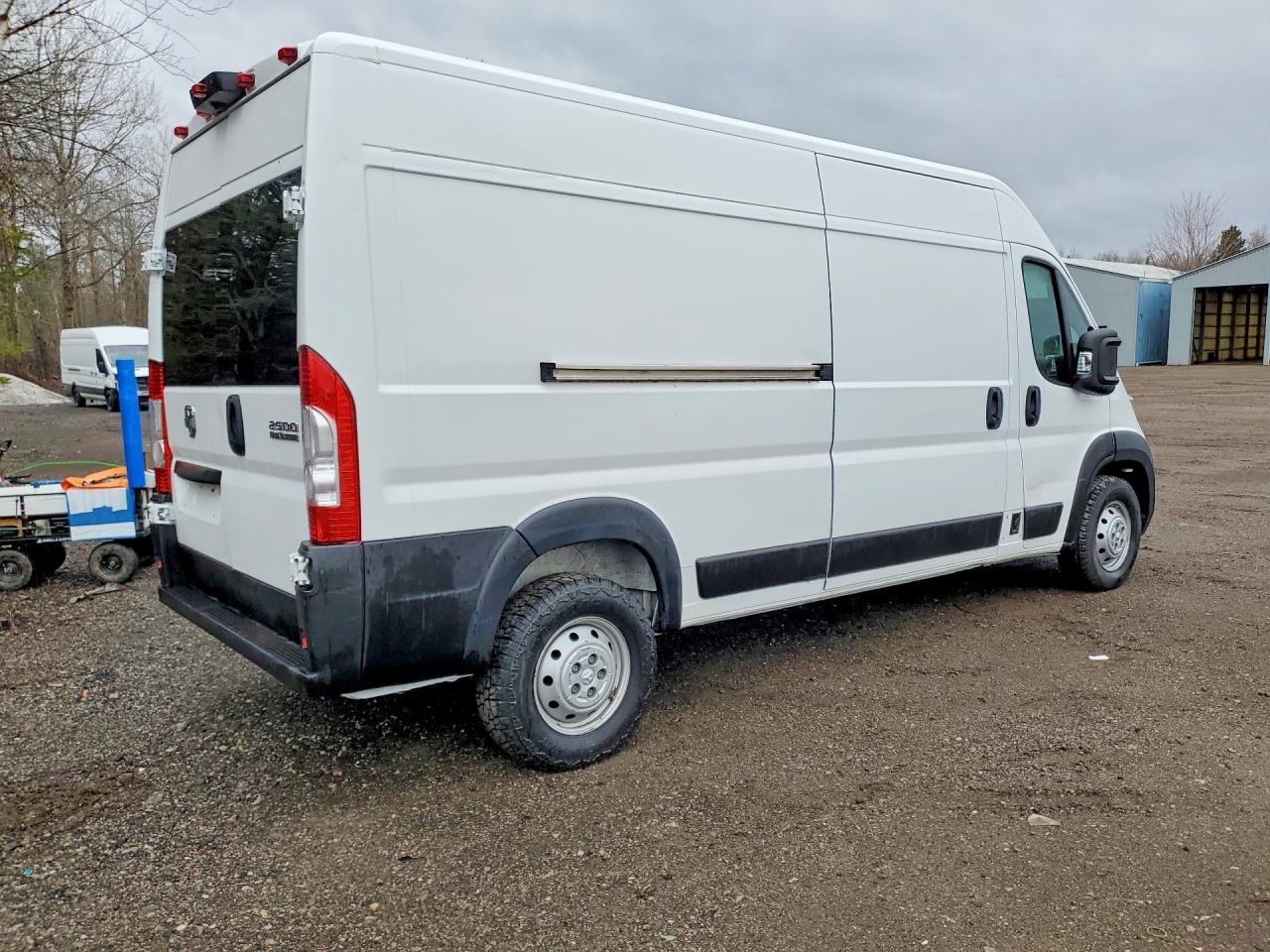 2023 Ram Promaster 2500 2500 High - Фото 3