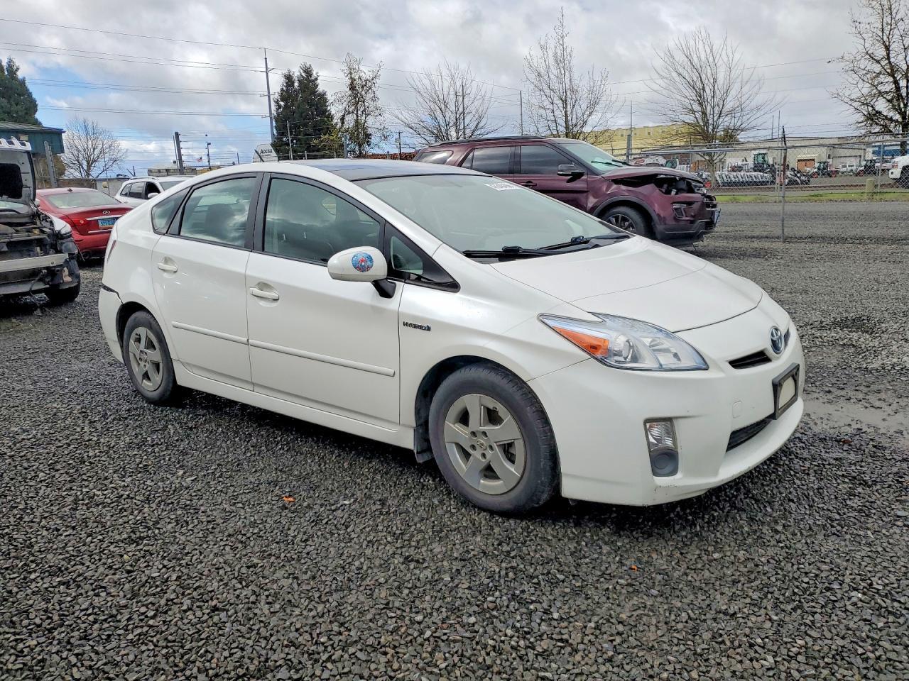 2010 Toyota Prius Iv - Фото 4
