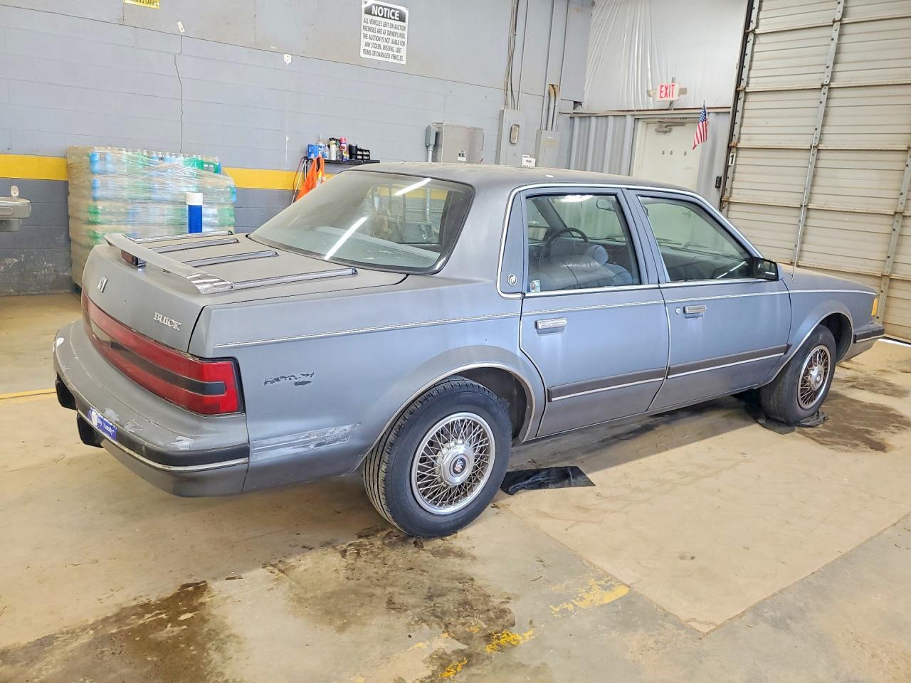 1990 Buick Century Custom - Фото 3