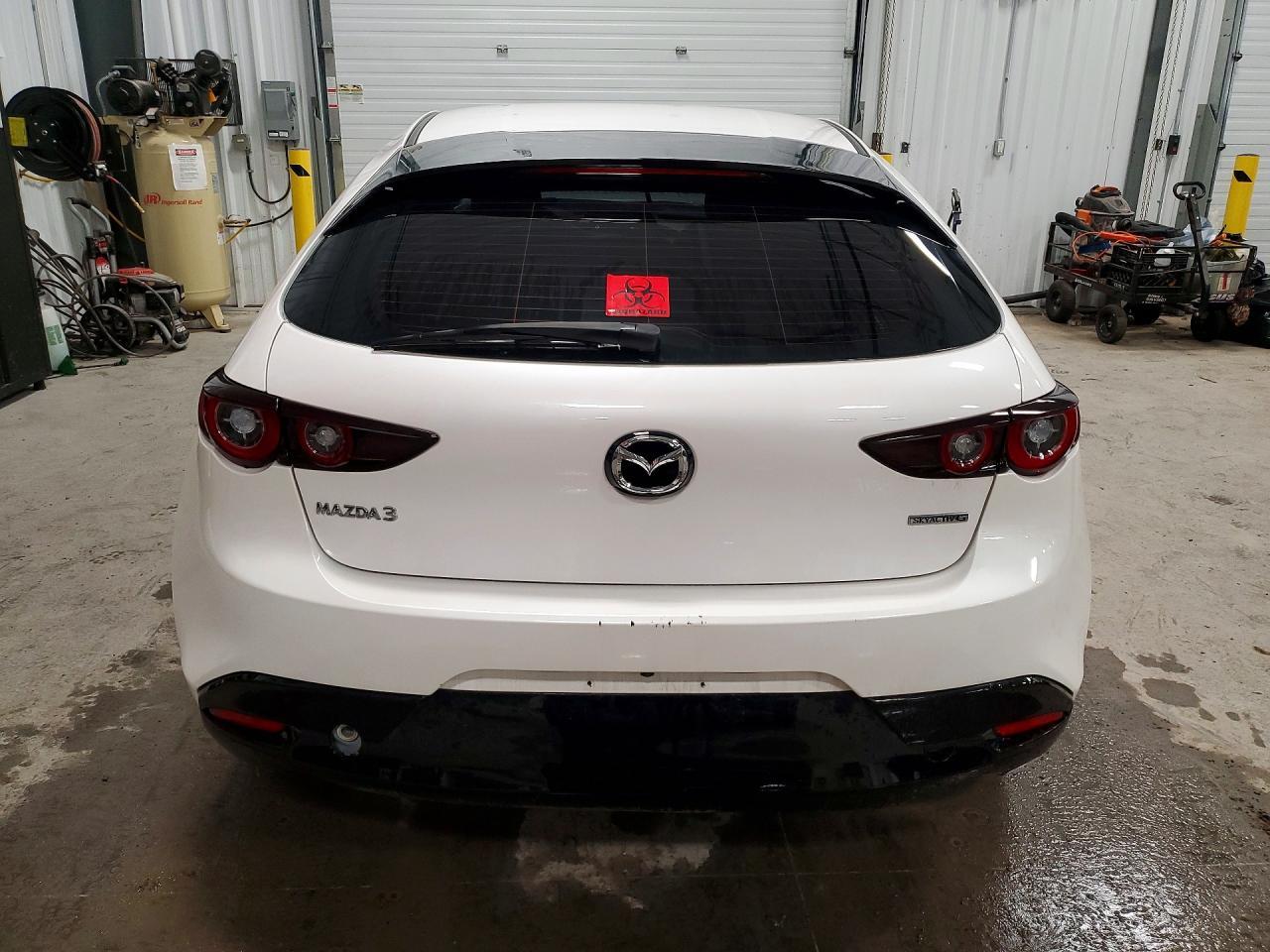 2025 Mazda 3 Select Sport - Image 6