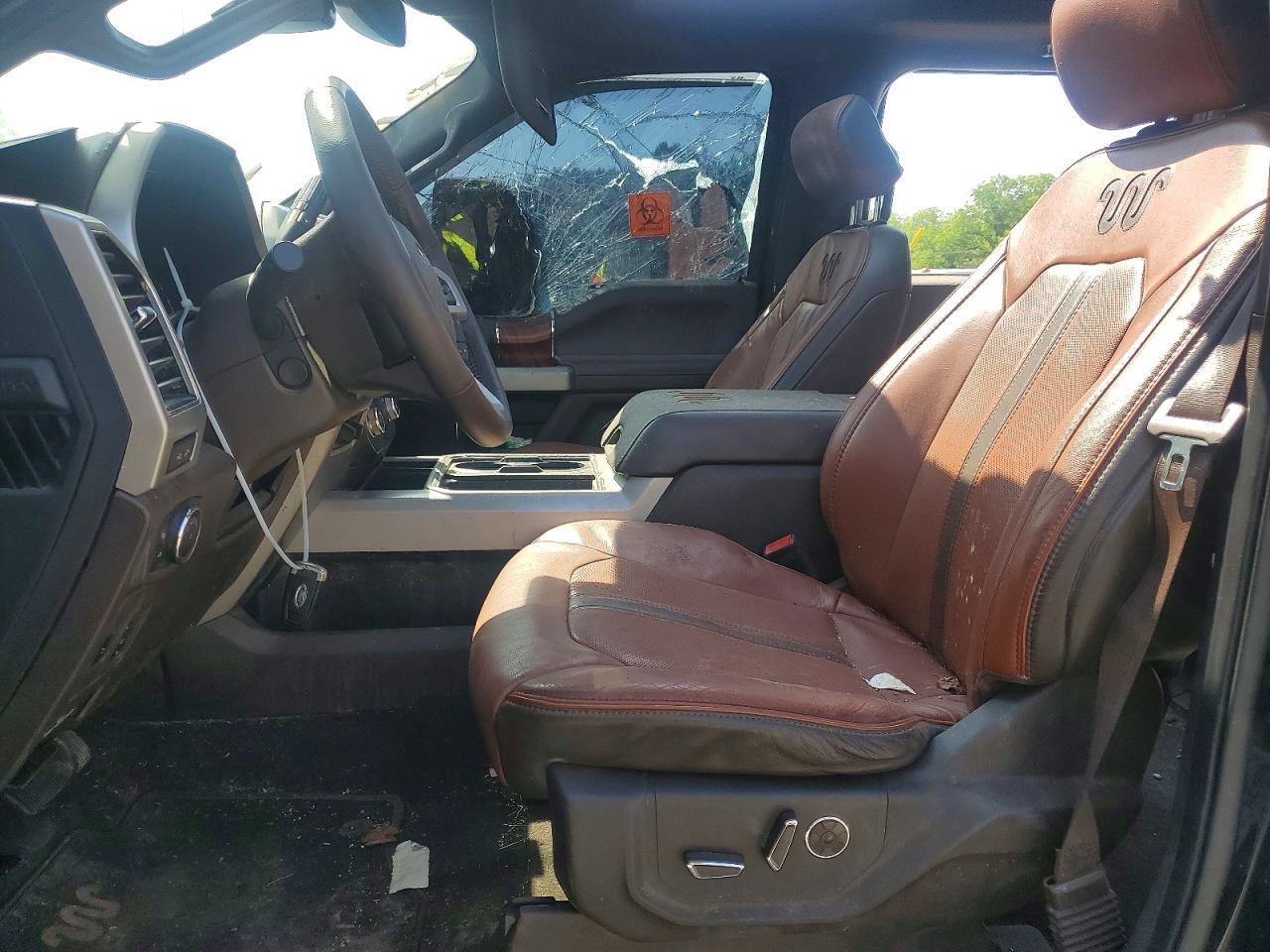 2019 Ford F350 Super Duty - Фото 7