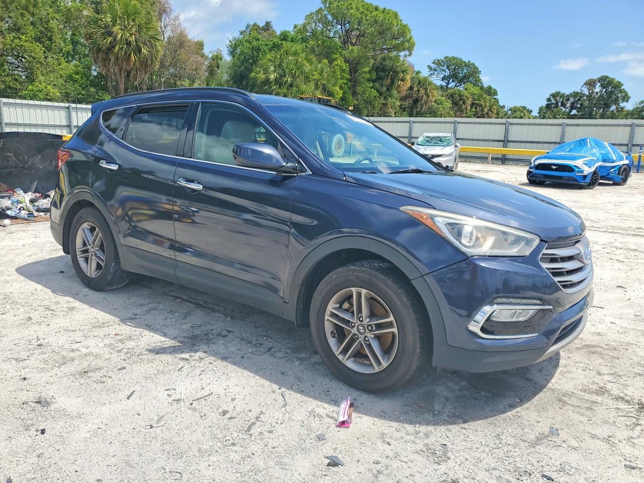 2017 Hyundai Santa Fe Sport 2.4L - Фото 4
