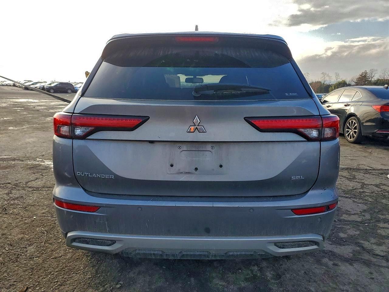 2022 Mitsubishi Outlander Sel - Фото 6
