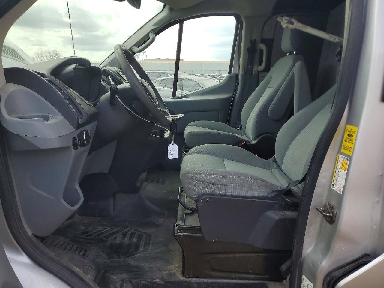 2016 Ford Transit 150 Delivery Van - Фото 7