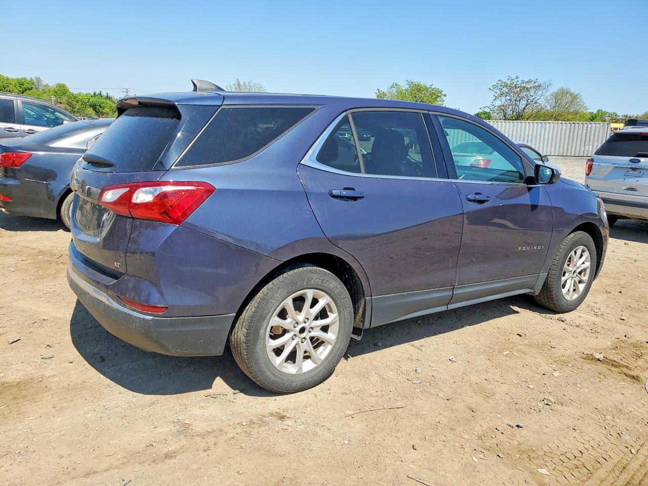 2019 Chevrolet Equinox Lt - Image 3