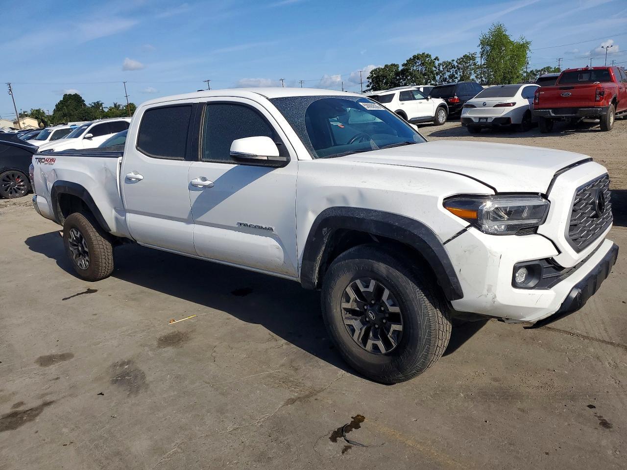 2023 Toyota Tacoma Trd Off-Road - Image 4