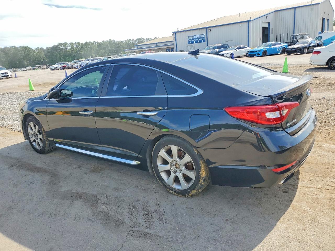 2017 Hyundai Sonata Sport - Image 2