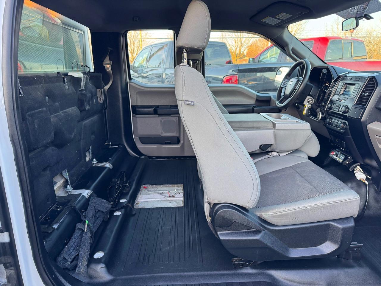 2016 Ford F150 Super Cab - Фото 6