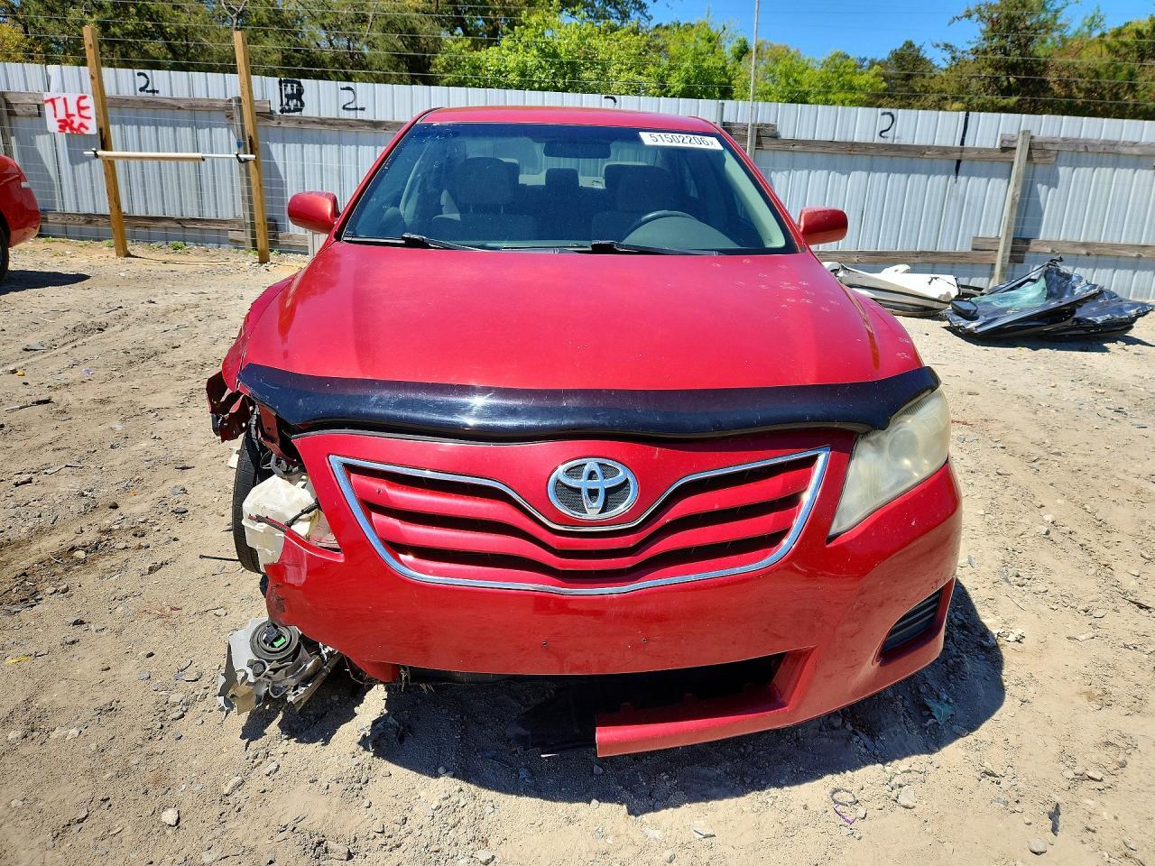 2011 Toyota Camry Le - Фото 5