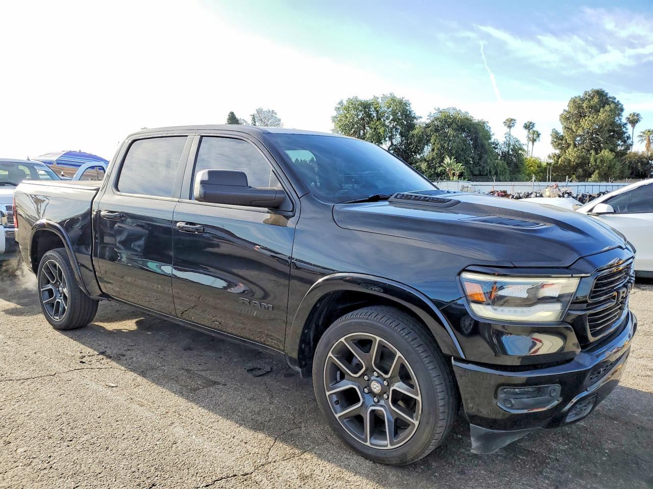 2019 Ram 1500 Laramie - Image 4
