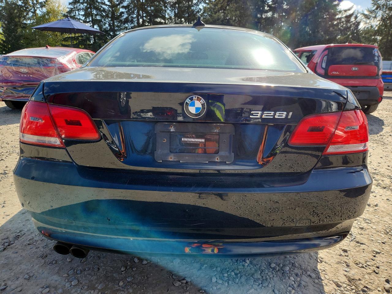 2009 BMW 328 I - Image 6