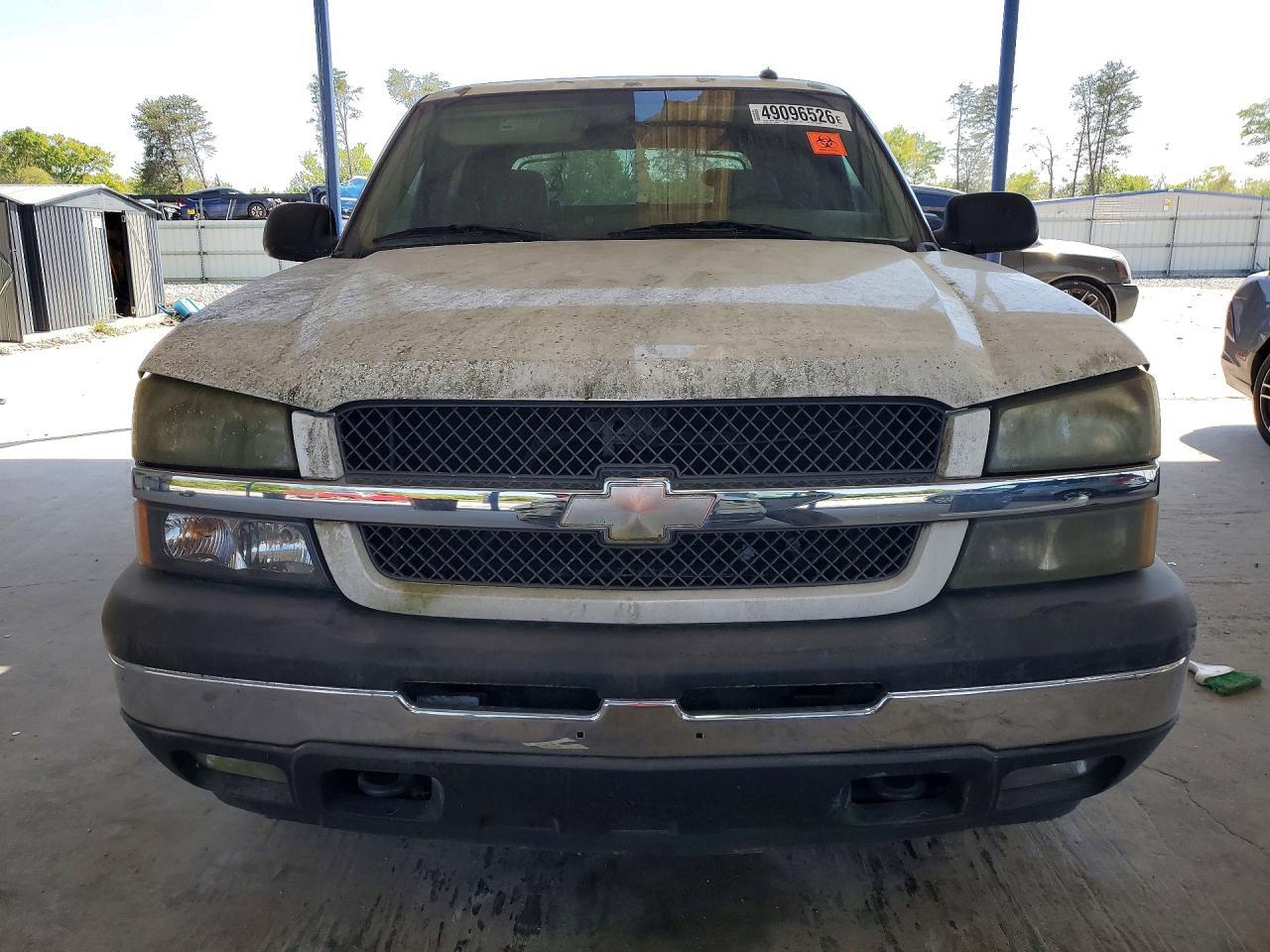 2005 Chevrolet Avalanche C1500 - Image 5