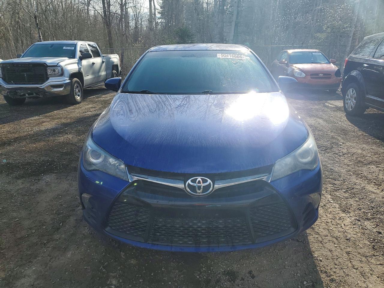 2015 Toyota Camry Le - Фото 5