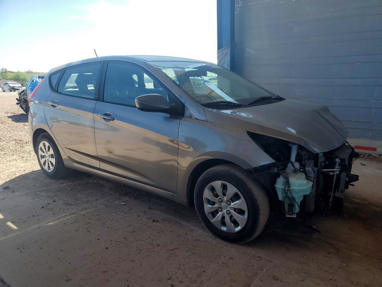 2017 Hyundai Accent Se - Фото 4