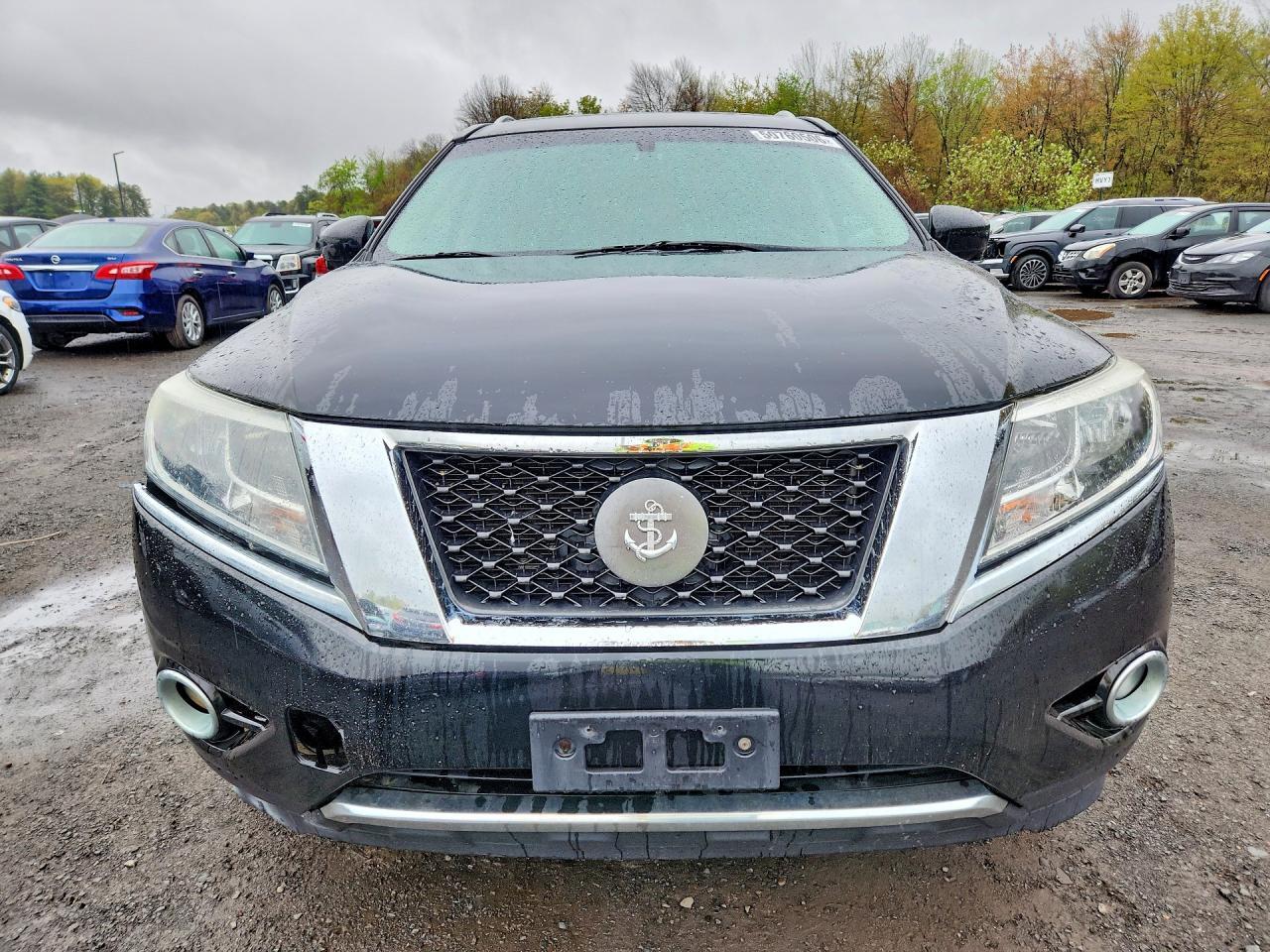 2014 Nissan Pathfinder S - Image 5
