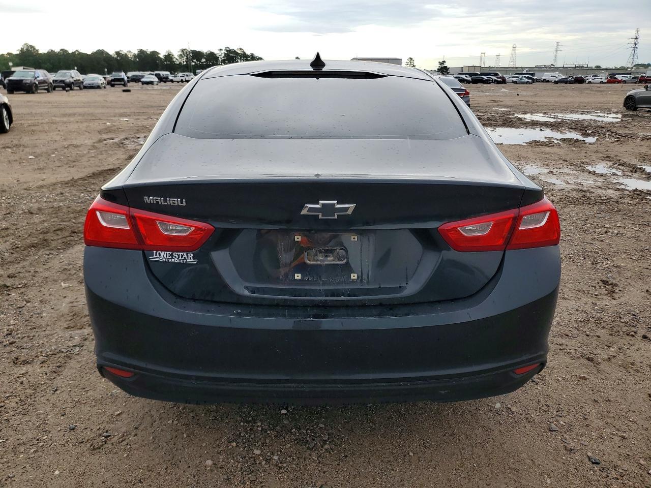 2022 Chevrolet Malibu Ls - Фото 6
