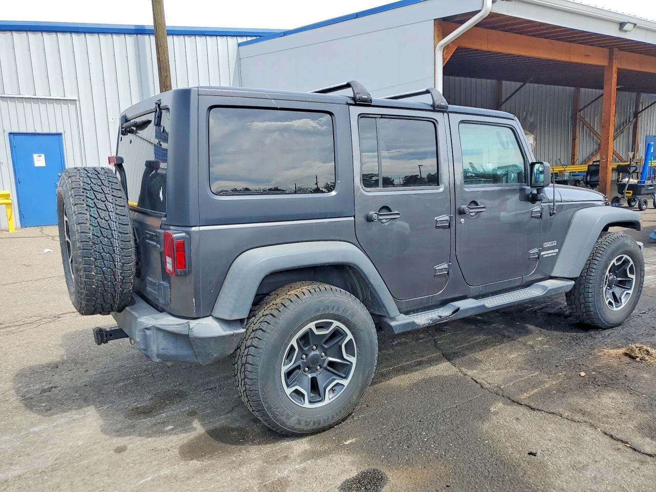2017 Jeep Wrangler Unlimited Sport - Image 3