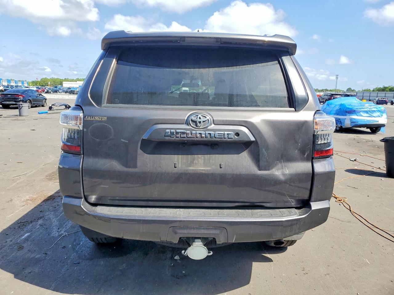 2017 Toyota 4Runner Sr5 - Фото 6