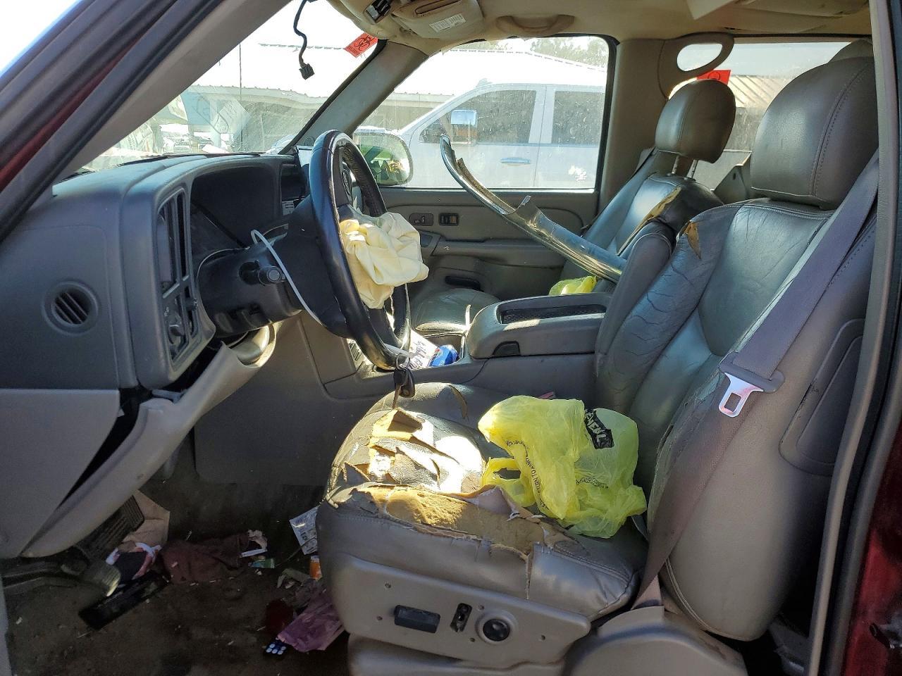 2004 Chevrolet Suburban C1500 - Фото 7