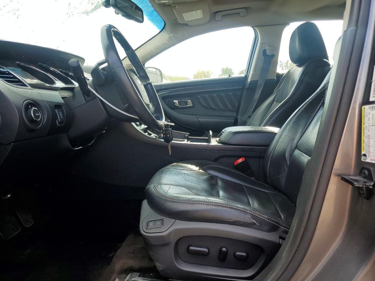 2012 Ford Taurus Limited - Image 7