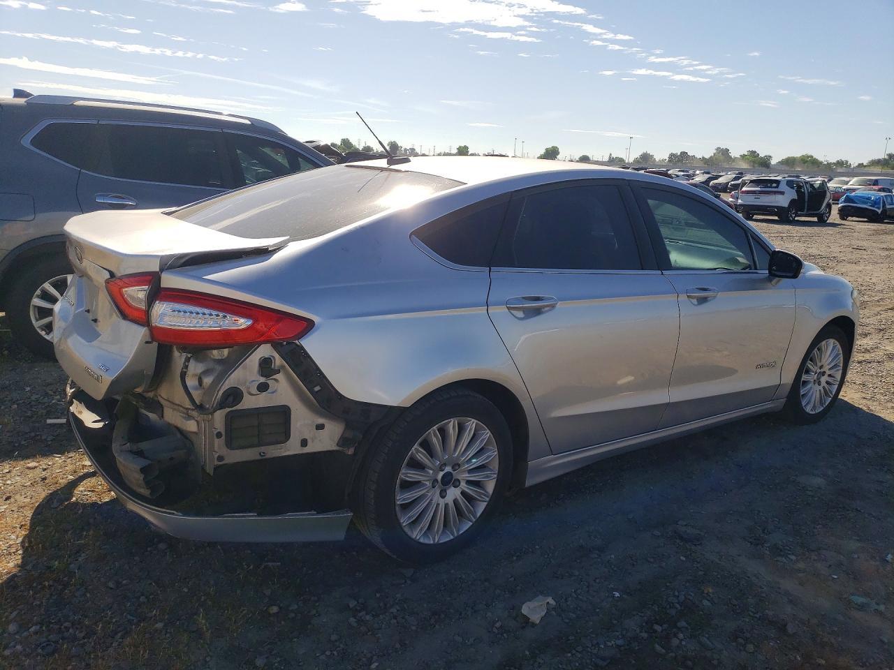 2016 Ford Fusion Se Hybrid - Фото 3
