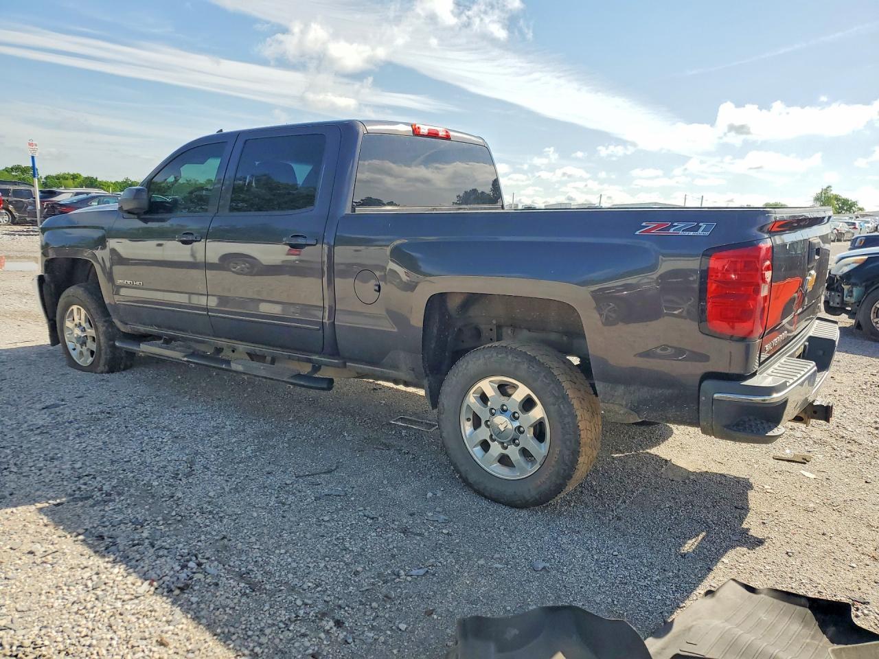 2015 Chevrolet Pick Up - Фото 2