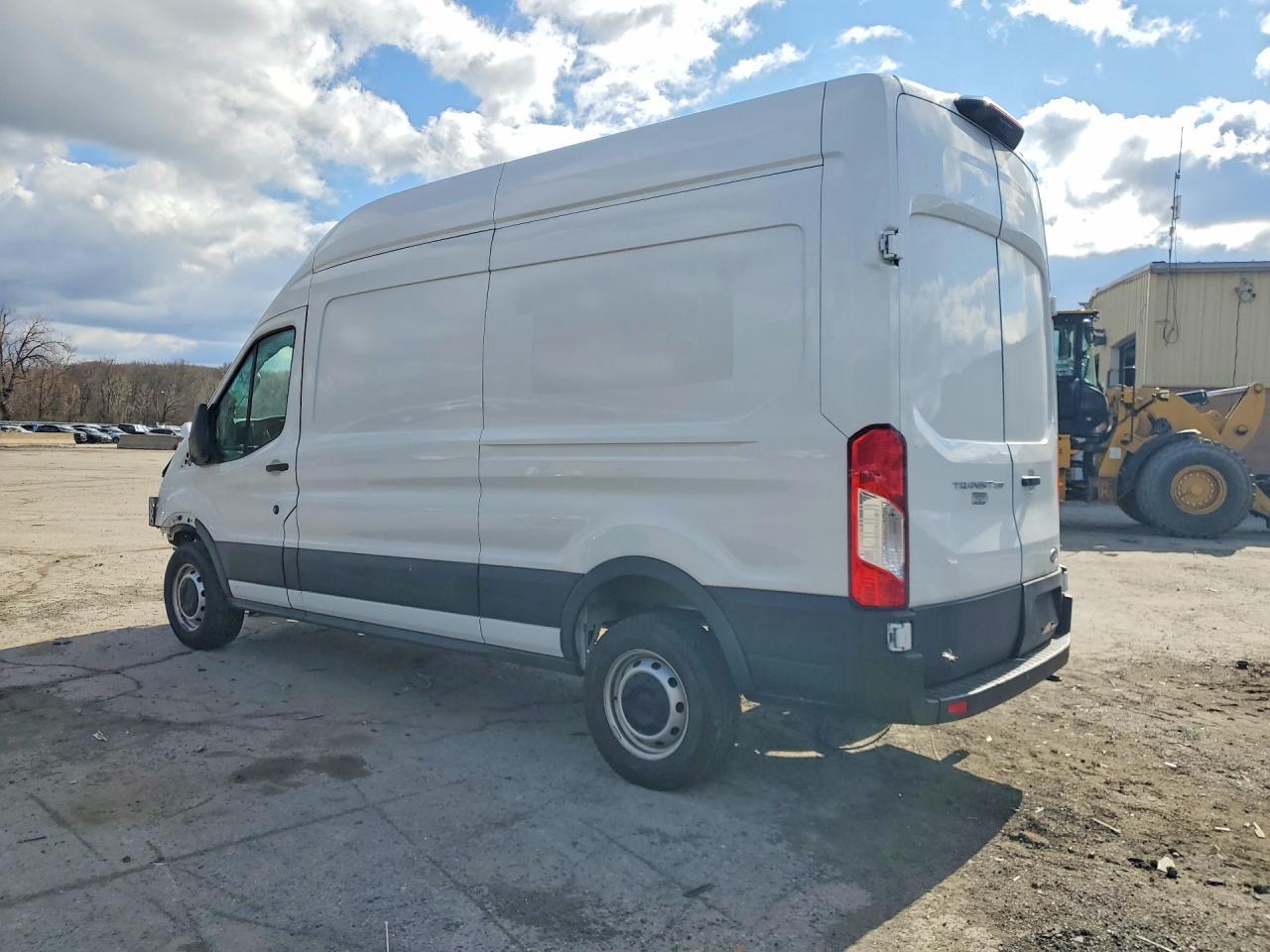2023 Ford Transit 250 Delivery Van - Фото 2