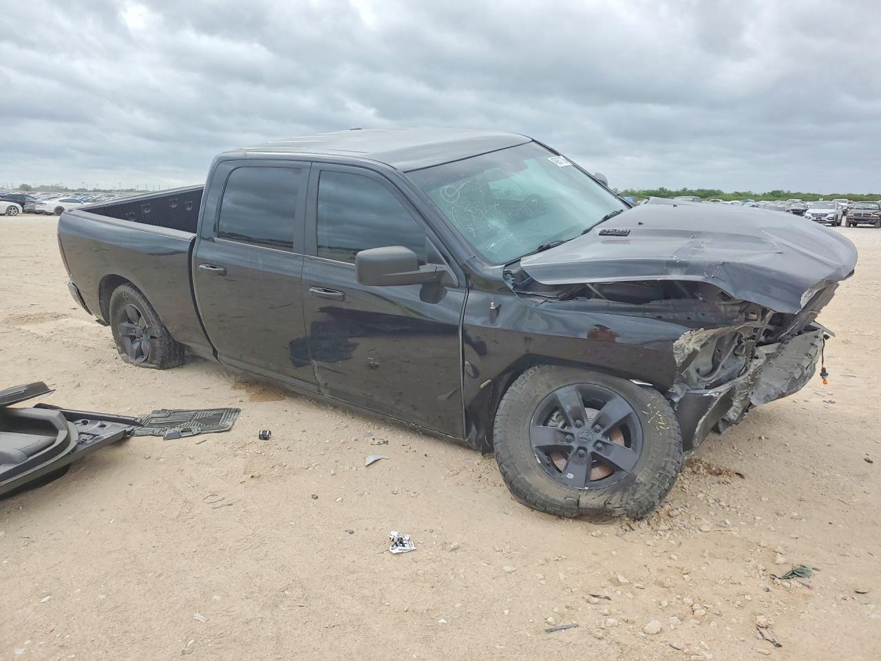 2019 Ram 1500 Classic Slt - Image 4