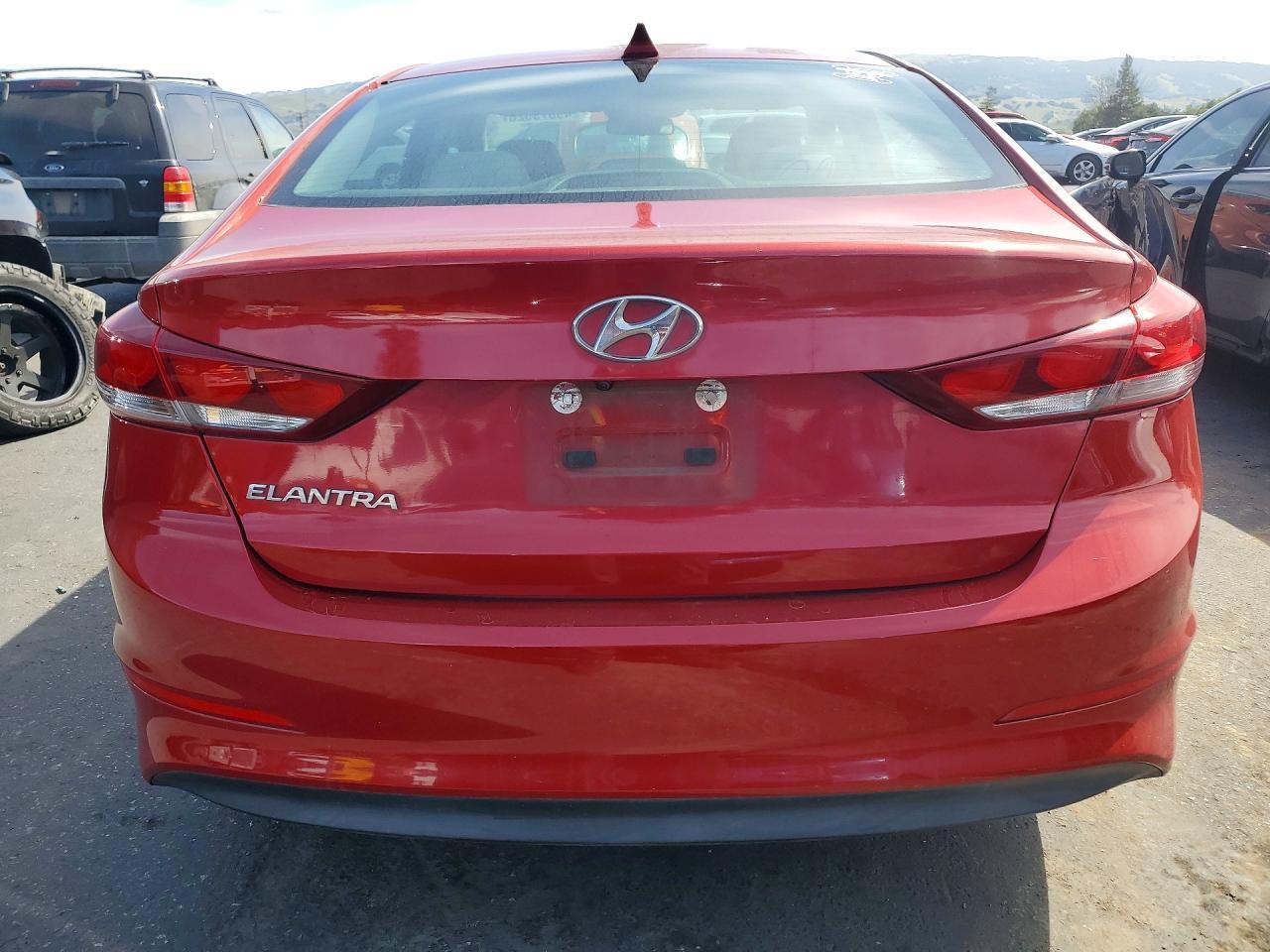 2018 Hyundai Elantra Sel - Фото 6
