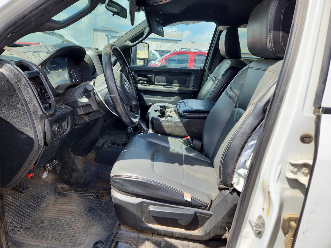 2023 Ram 2500 Tradesman - Фото 7